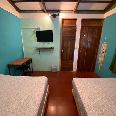 Lote 44 Guesthouse Ел Зонте Екстериор снимка