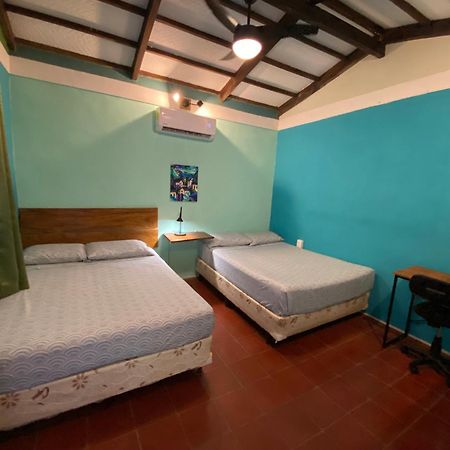 Lote 44 Guesthouse Ел Зонте Екстериор снимка